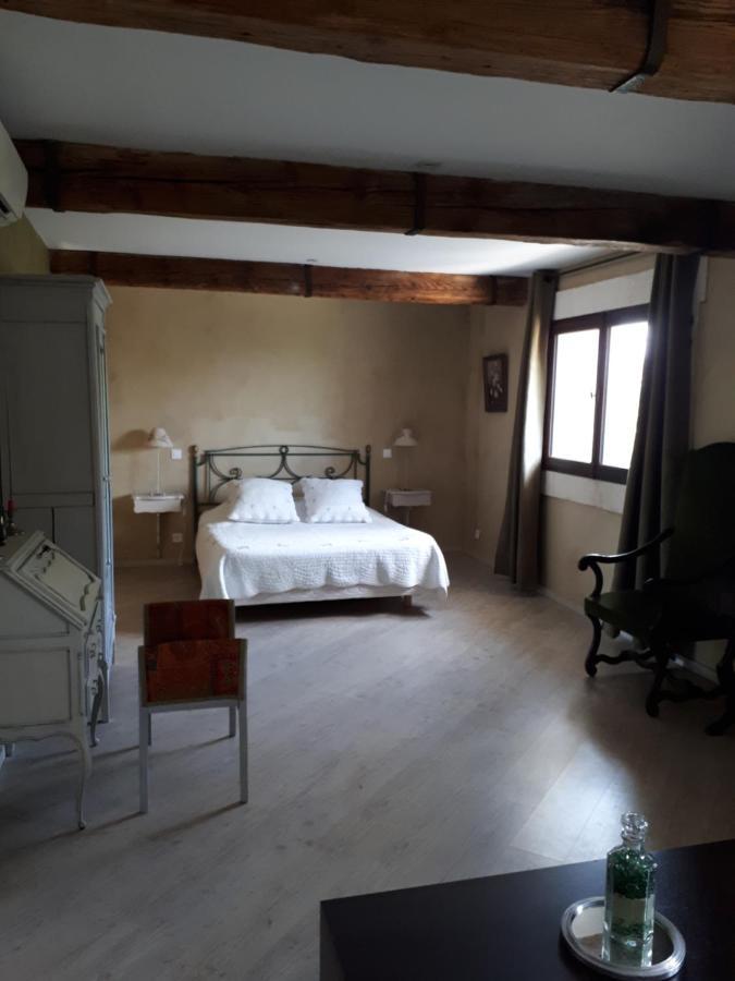 Mas Saint-Joseph Bed and Breakfast Fontvieille Εξωτερικό φωτογραφία