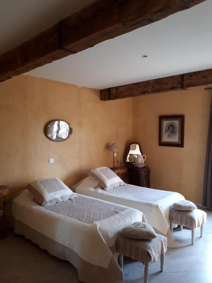 Mas Saint-Joseph Bed and Breakfast Fontvieille Εξωτερικό φωτογραφία