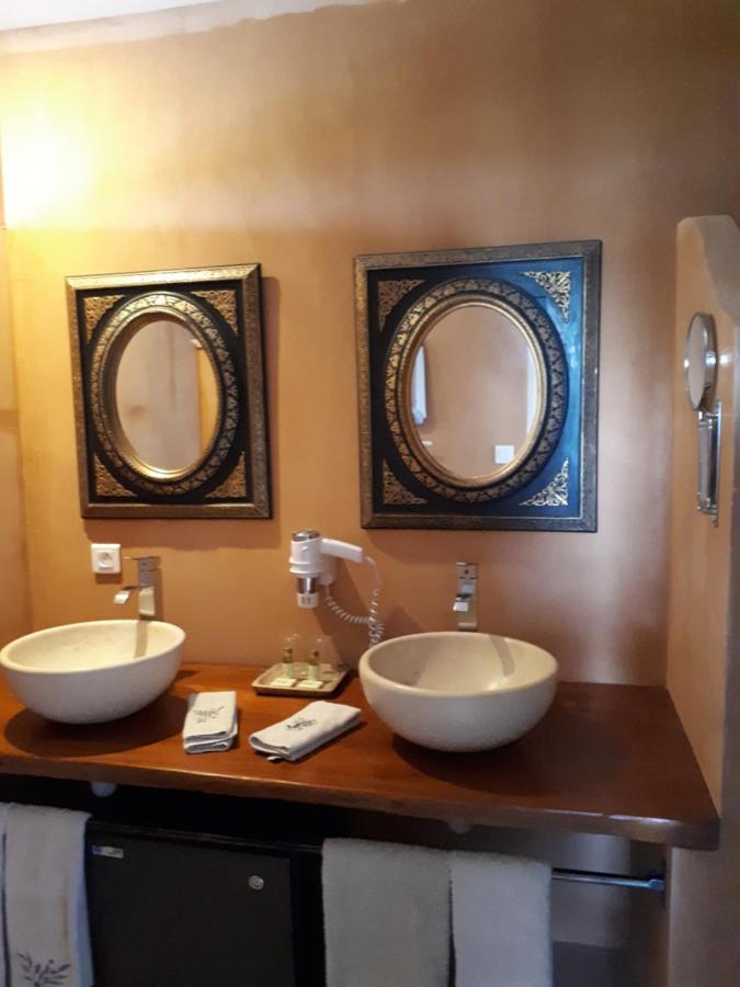 Mas Saint-Joseph Bed and Breakfast Fontvieille Εξωτερικό φωτογραφία